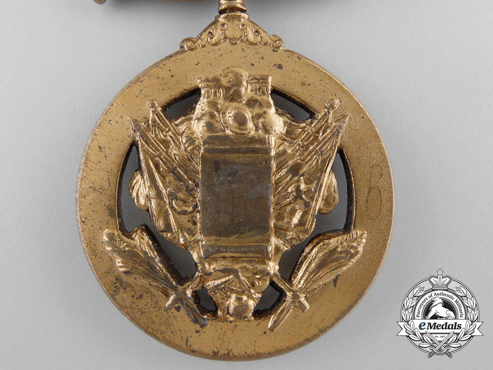 an_american_first_war_issued_army_distinguished_service_medal_with_case_b_2139