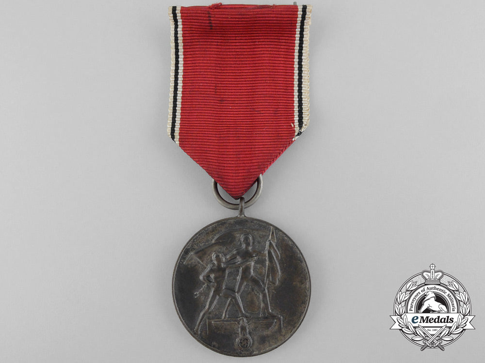 a_commemorative_medal_for13_march1938_with_case_b_2178