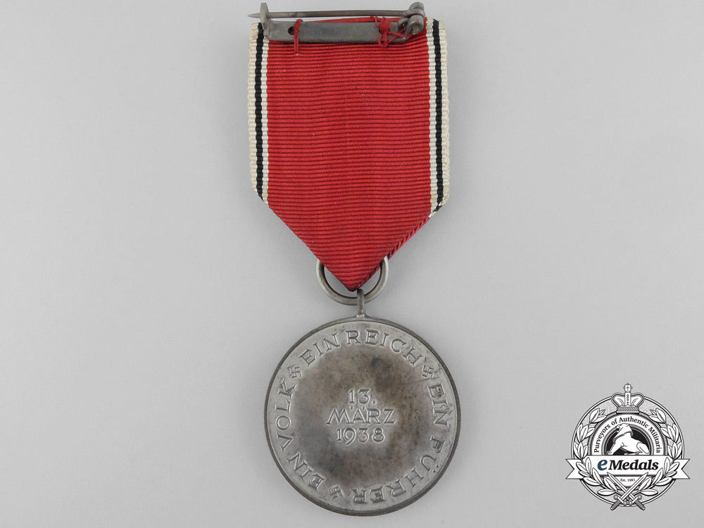 a_commemorative_medal_for13_march1938_with_case_b_2181