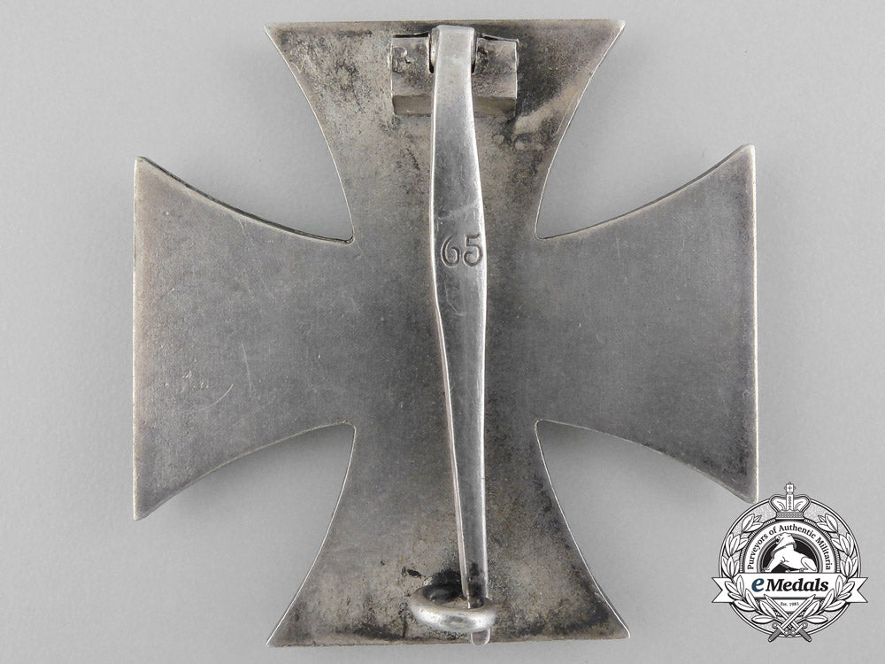 an_iron_cross_first_class_by_klein&_quenzer_with_case_b_2269
