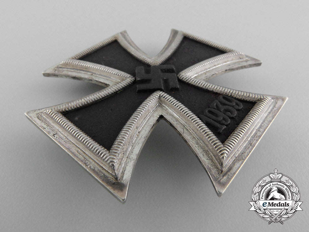 an_iron_cross_first_class_by_klein&_quenzer_with_case_b_2270