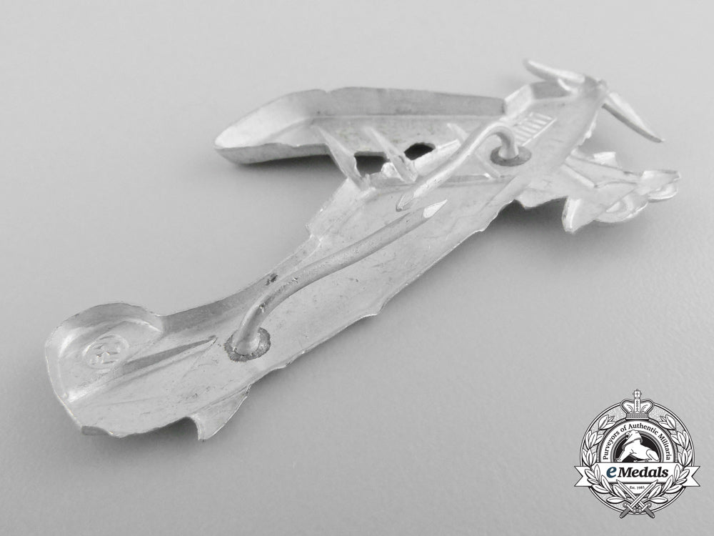a1933-35_german_aluminum_patriotic_plane_badge_b_2298