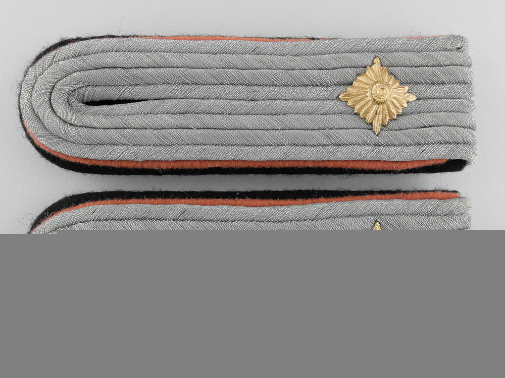 a_set_of_reconnaissance_waffen-_ss_obersturmführer’s_shoulder_boards_b_243