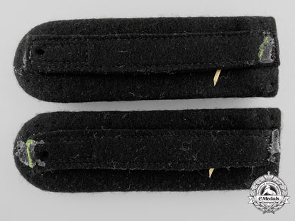 a_set_of_reconnaissance_waffen-_ss_obersturmführer’s_shoulder_boards_b_244