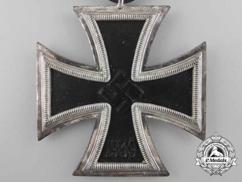 a_mint_iron_cross_second_class1939_by(_wilhelm_deumer)_b_2506