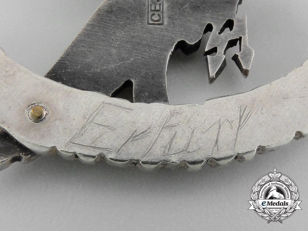 a_luftwaffe_radio_operator&_air_gunner_badge_to_uffz._deiss.4._st_erfurt_kia_b_2575