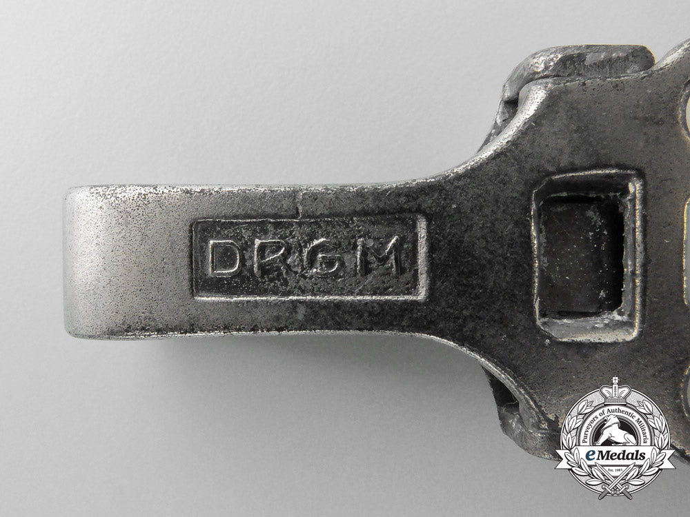 a_rare_national_political_educational_institute_chained_leader's_dagger_by_karl_burgsmuller_b_2703