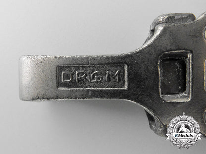 a_rare_national_political_educational_institute_chained_leader's_dagger_by_karl_burgsmuller_b_2703