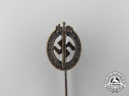 a_very_rare_miniature_coburg_badge_stickpin_b_2726
