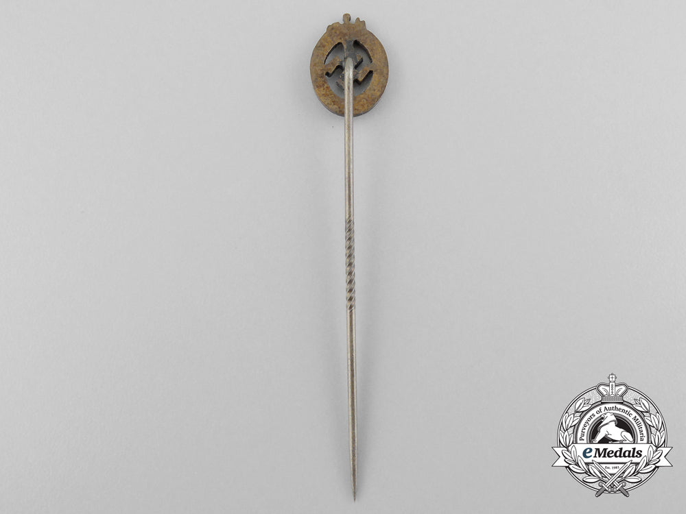 a_very_rare_miniature_coburg_badge_stickpin_b_2727