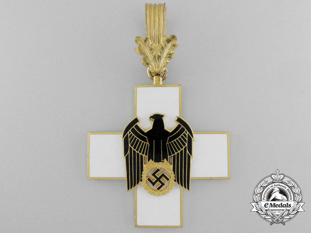 a_german_social_welfare_decoration;_first_class_by_godet_b_2743