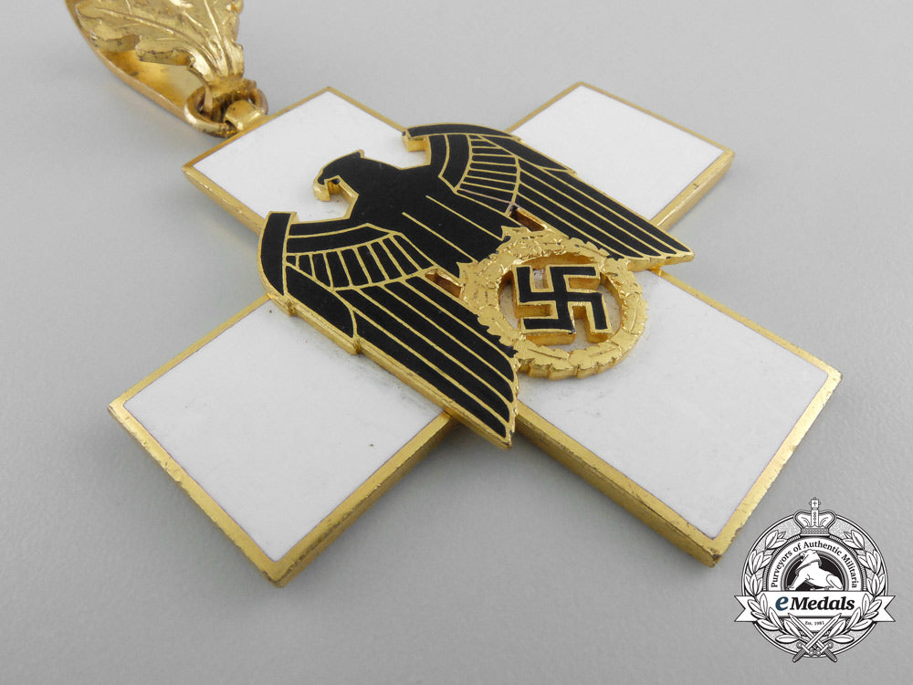 a_german_social_welfare_decoration;_first_class_by_godet_b_2746