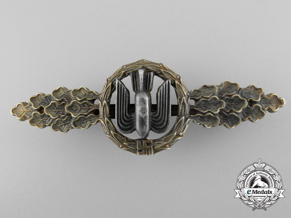 a_gold_grade_clasp_for_bomber_pilots_in_tombac_b_2816