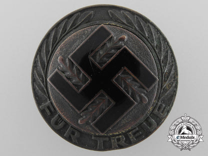 an_honour_badge_of_the"_deutsche_volksgruppe_in_rumänien"(_german_people_in_romania)_b_2833