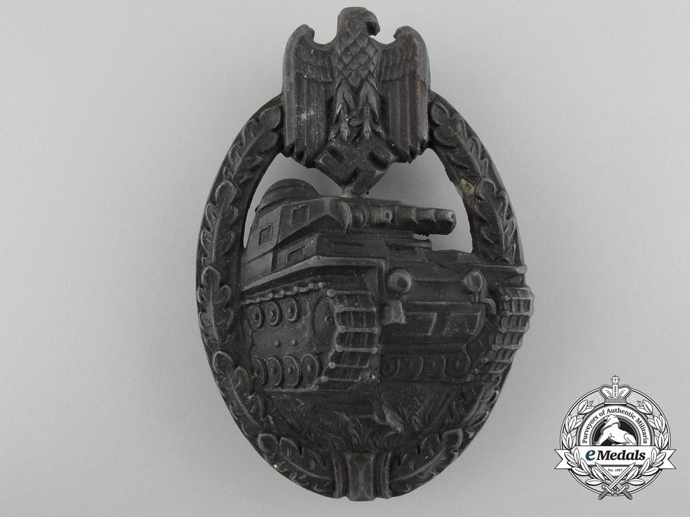 a_bronze_grade_tank_badge;_hollow_version_b_3131