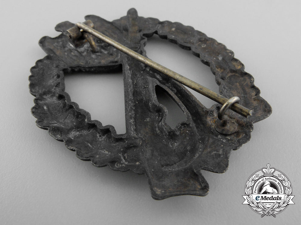 a_bronze_grade_infantry_badge_b_3185