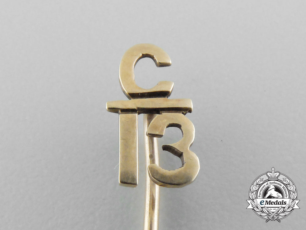 two_gold_first_war_canadian_badges_b_3221