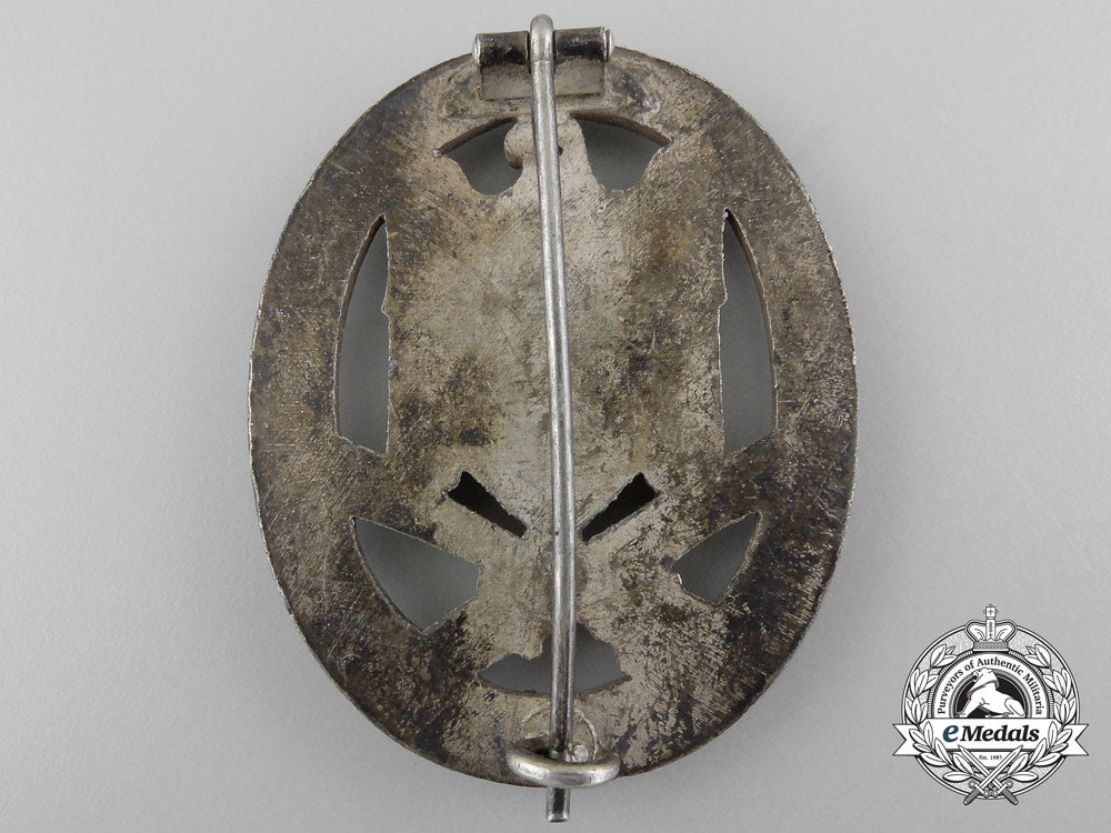 a_general_assault_badge_by_unknown_maker12_b_3424