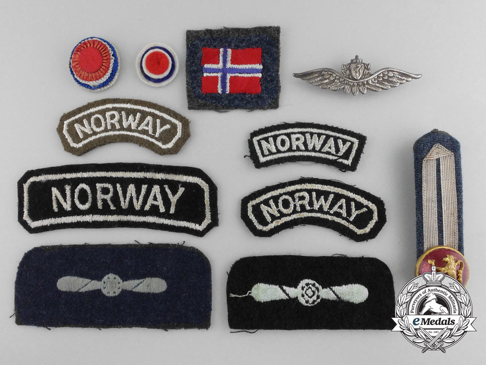 a_lot_of_second_war_royal_norwegian_air_force_insignia_b_3893