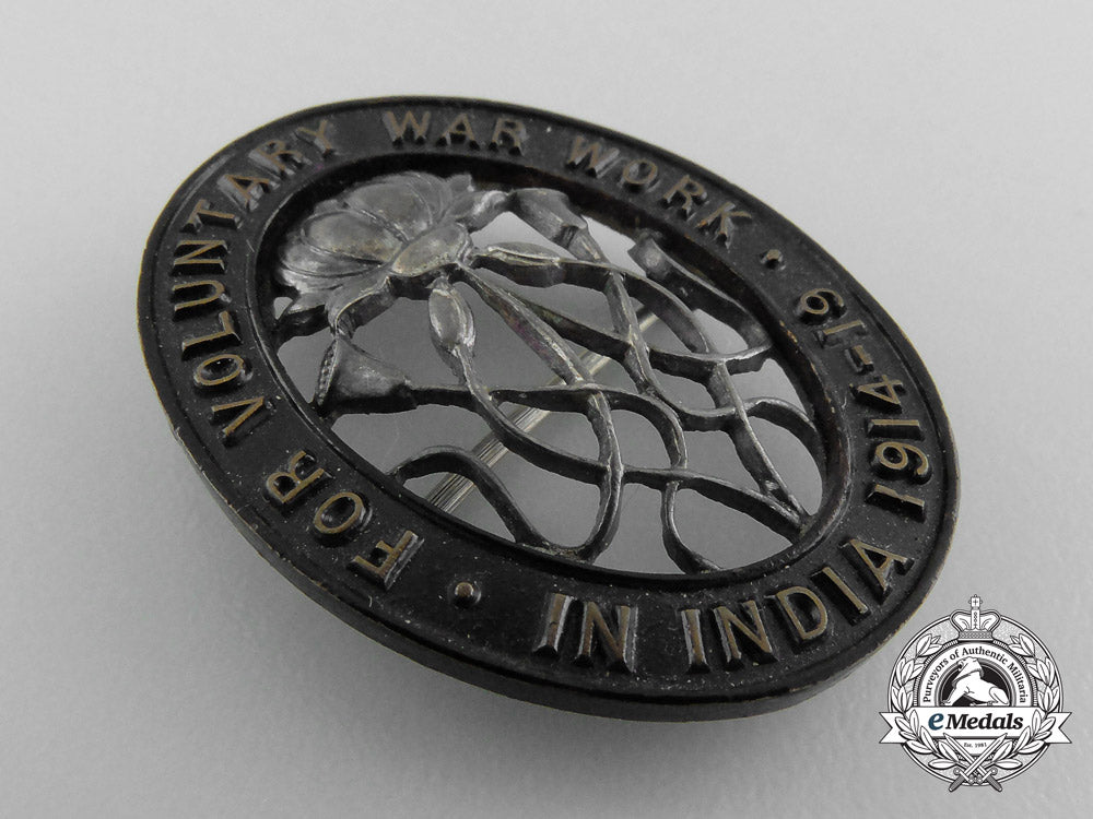 a_first_war_british_voluntary_war_work_in_india_badge1914-1919_with_case_b_3922