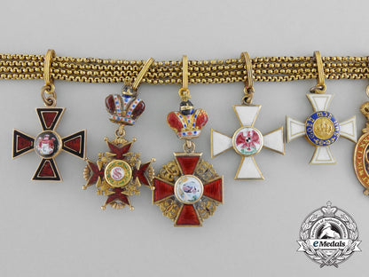 a_very_fine_russian_miniature_chain_group_b_4111