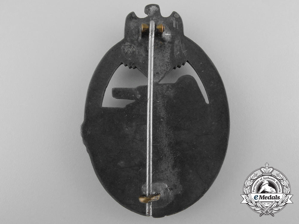 a_silver_grade_tank_badge_by_karl_wurster_k.g._b_4145