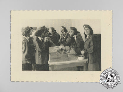 four_second_war_period_croatian_photographs_b_4202