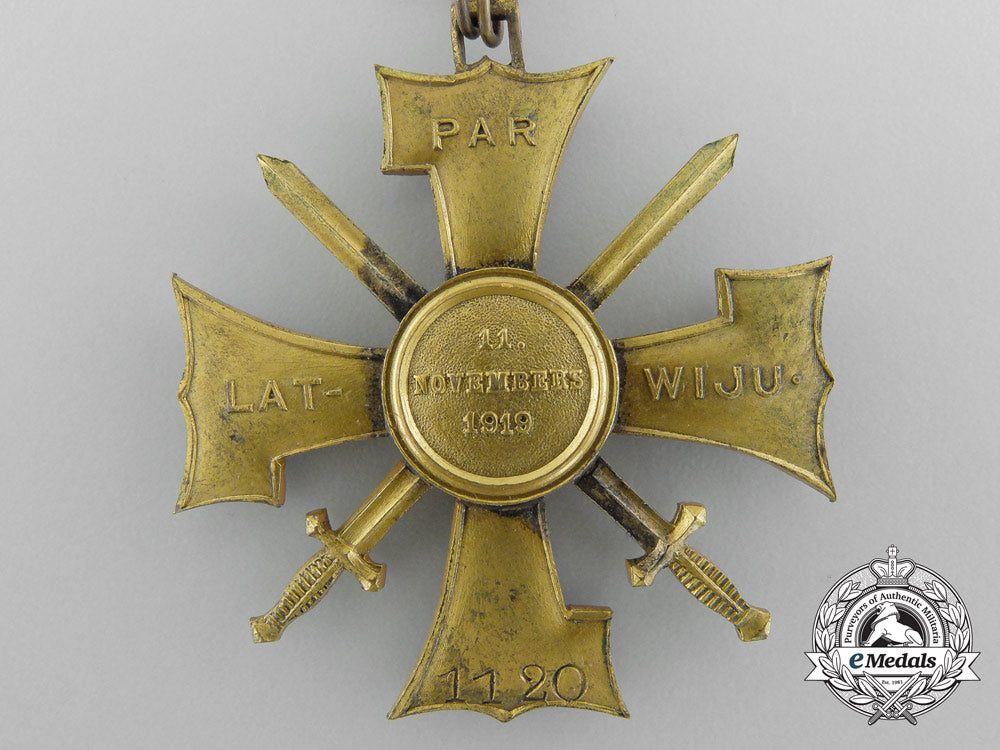 latvia._an_order_of_the_bear_slayer;_knight's_cross,_c.1940_b_4464