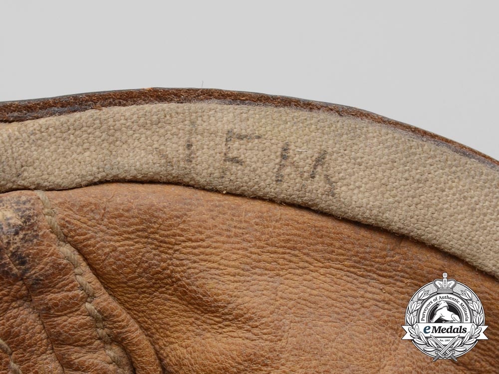 a_second_war_canadian_custom_tanker's_helmet_b_4652