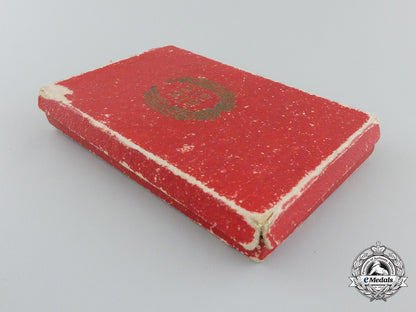 a_first_war_hungarian_commemorative_medal_in_case_b_469