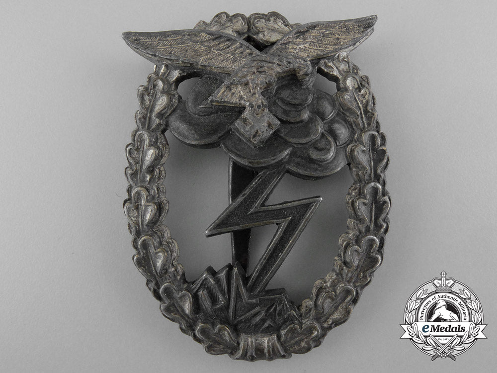 germany._a_luftwaffe_ground_assault_badge;_m.u.k.5_b_4703