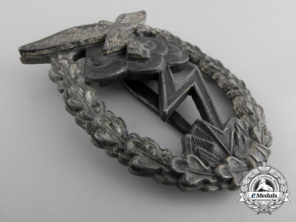 germany._a_luftwaffe_ground_assault_badge;_m.u.k.5_b_4706