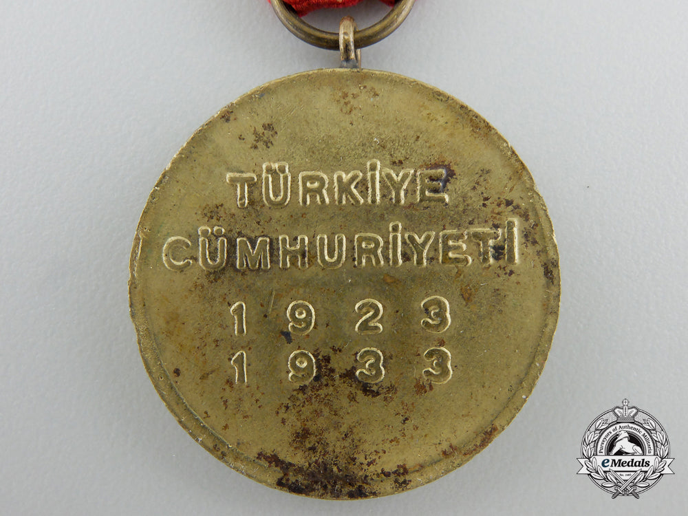 a_commemorative_medal_for_the10_th_anniversary_of_turkish_republic_b_505_1