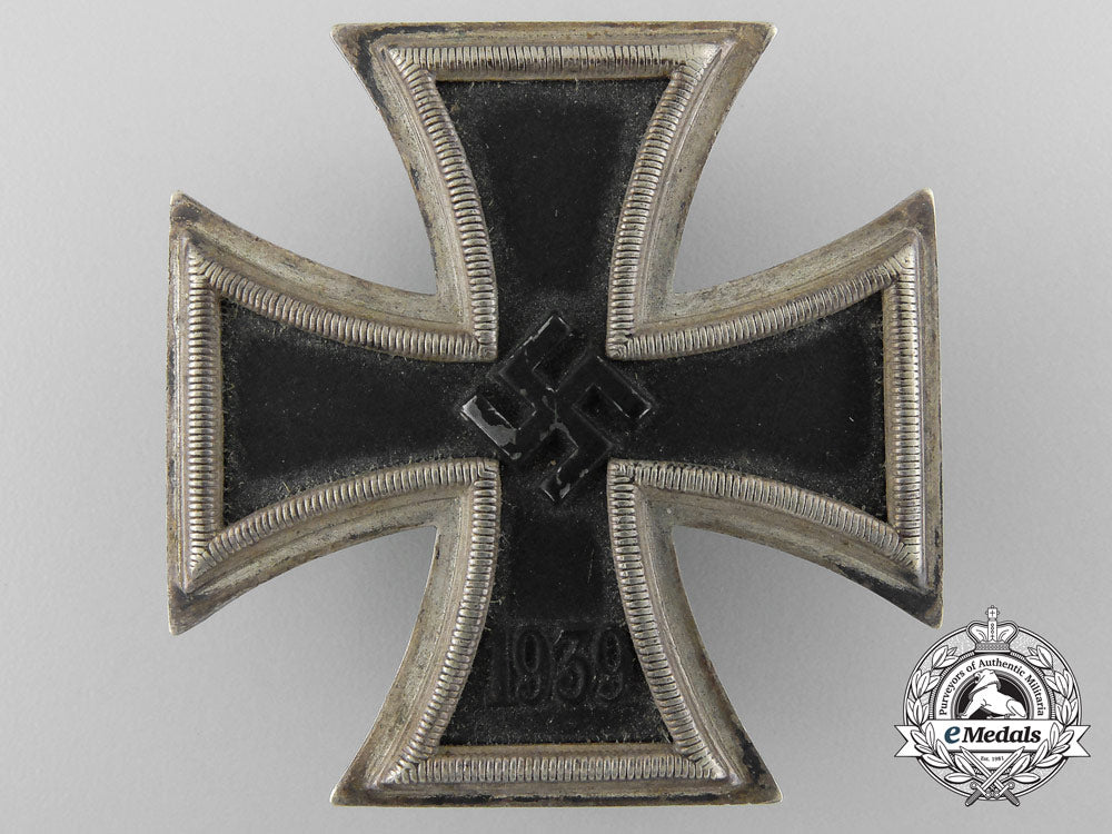 an_iron_cross_first_class1939_by_zimmermann_with_case_b_5060