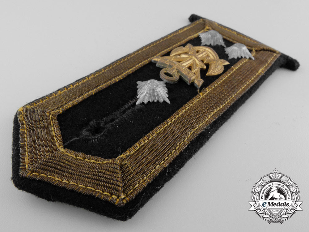 a_kriegsmarine_chief_petty_officer_shoulder_board_b_5134