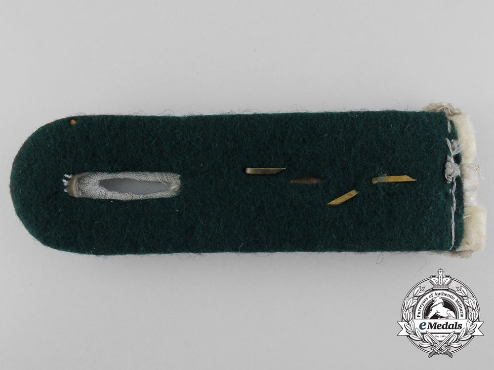 a_german_army1_st_lieutenant_paymaster_official_for_the_duration_of_the_war_administrative_branch_shoulder_board_b_5139