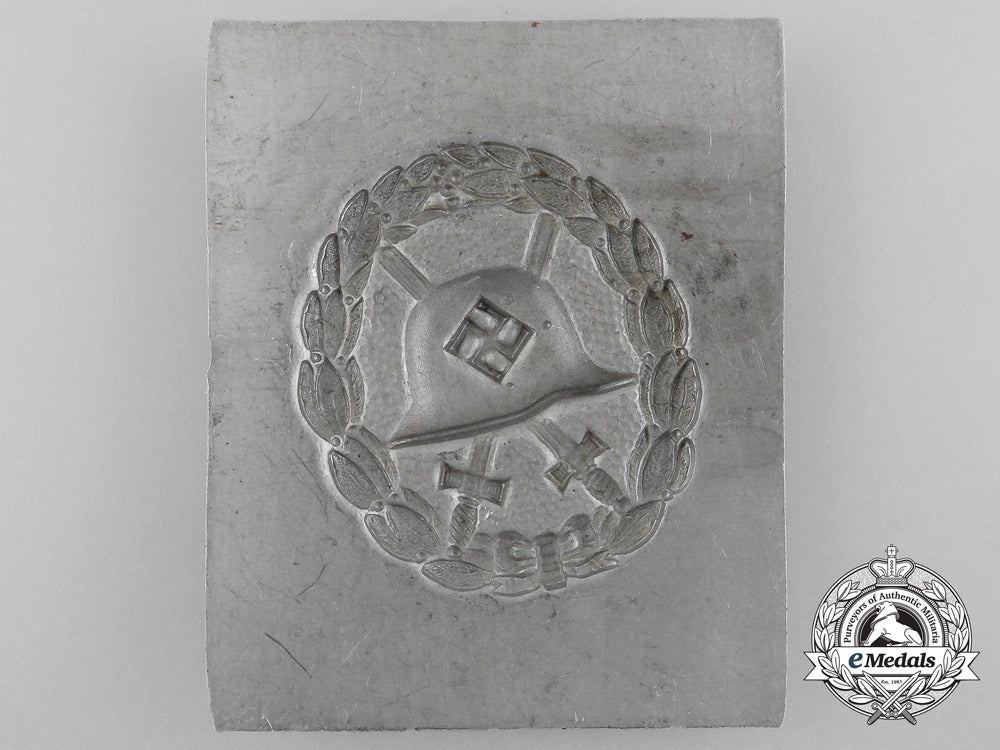 an_early_version_condor_legion_wound_badge_zimmermann_first_strike_b_5161