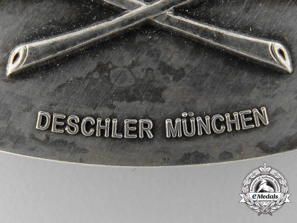 germany,_nsdap._a_large_prototype_medal_for_the1940_national_party_convention_by_deschler_b_5308