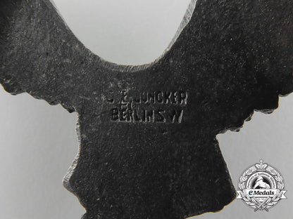 an_early_luftwaffe_pilot's_badge_by_juncker,_berlin_b_5427