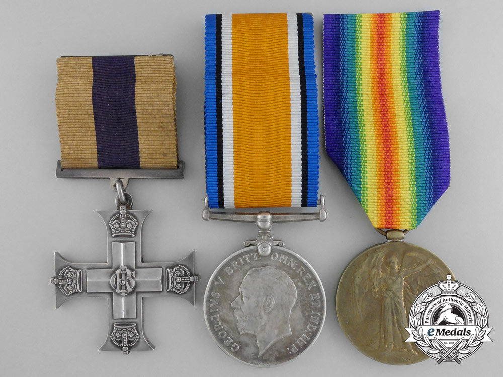 canada._a_military_cross_group_to_lieutenant_mcdonald_for_leadership&_gallantry_at_cambrai_b_5485