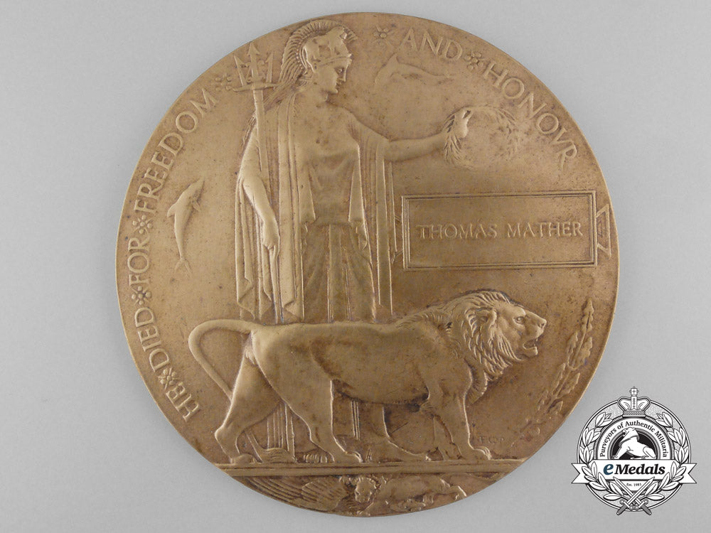 a_first_war_memorial_plaque_to_the_east_lancashire_regiment_b_5677