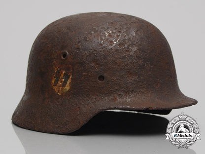 a_battlefield_recovered_single_decal_ss_m40_helmet_b_5685