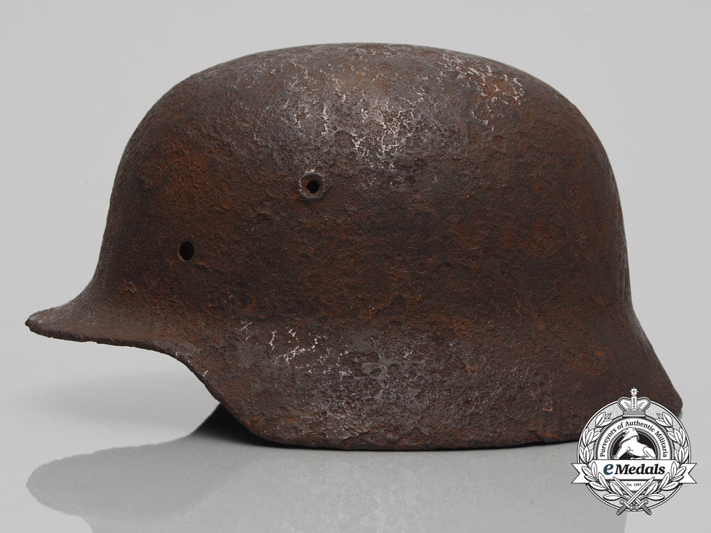 a_battlefield_recovered_single_decal_ss_m40_helmet_b_5687