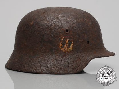 a_battlefield_recovered_single_decal_ss_m40_helmet_b_5689