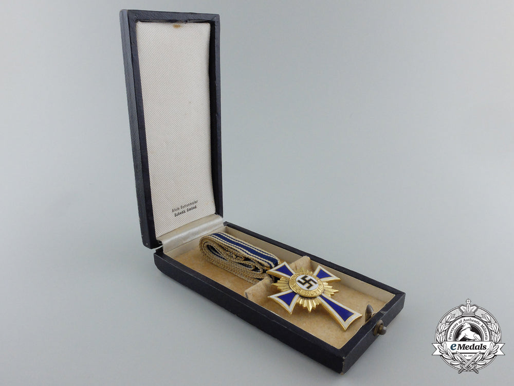 a_german_mother's_cross;_gold_grade_with_case_b_573