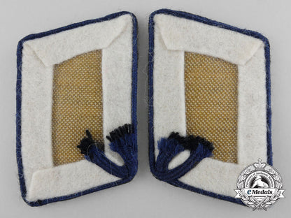 a_pair_of_hermann_göring_division_medical_collar_tabs_b_5820
