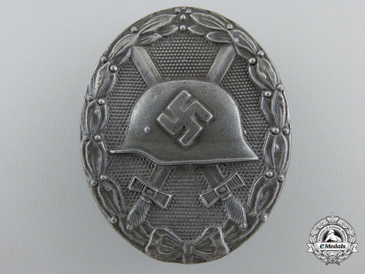 a_silver_grade_wound_badge_by_klein&_quenzer_b_616