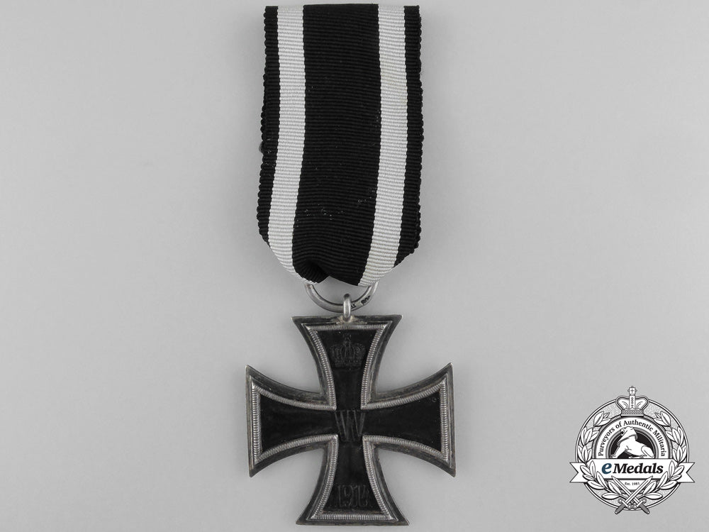 an_iron_cross_second_class1914_by_carl_dillenius_with_case_b_6286