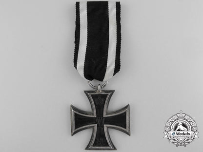 an_iron_cross_second_class1914_by_carl_dillenius_with_case_b_6286