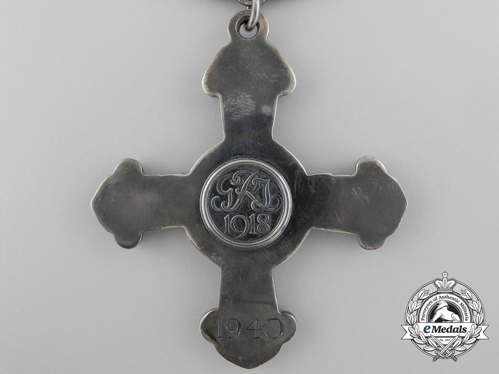 a1940_battle_of_britain_distinguished_flying_cross_with_case_b_6555
